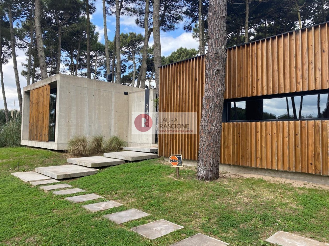Casa en Alamos Pinamar de 4 ambientes