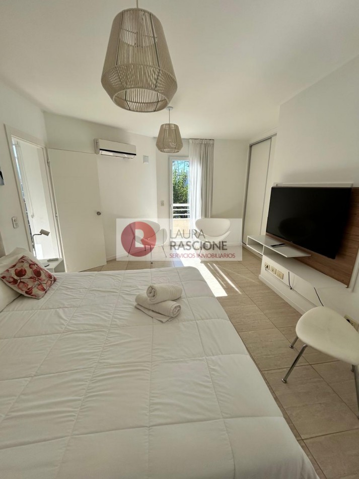 DEPARTAMENTO EN SEA POINT CARILO
