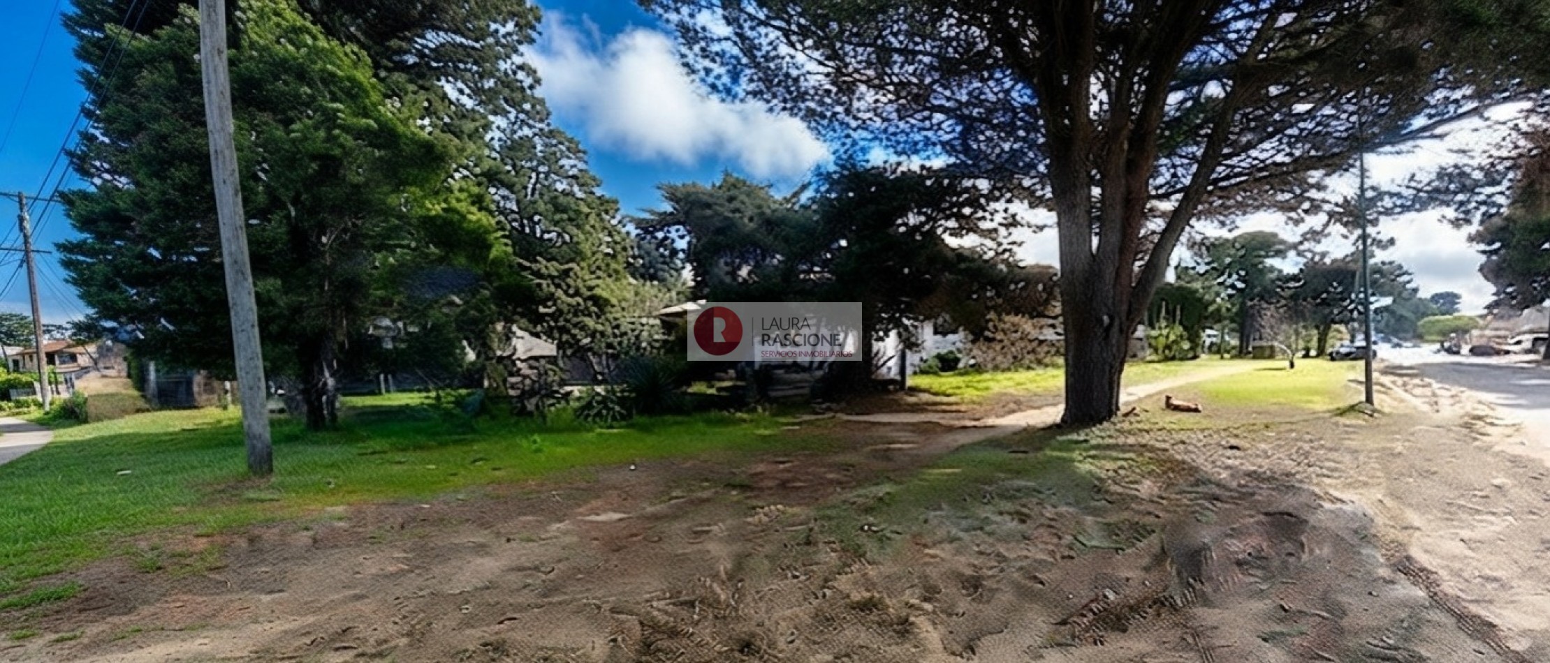 LOTE MULTIFAMILIAR Y COMERCIAL CON EXCELENTE UBICACION EN OSTENDE