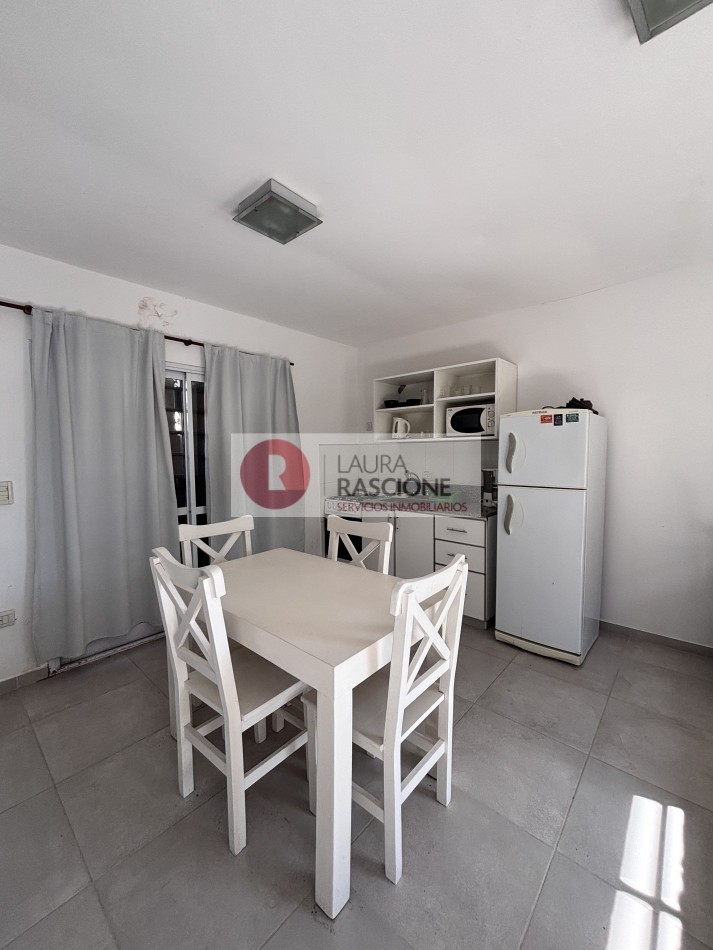DEPARTAMENTO 2AMB EN MAR DE OSTENDE UNA CUADRA AL MAR