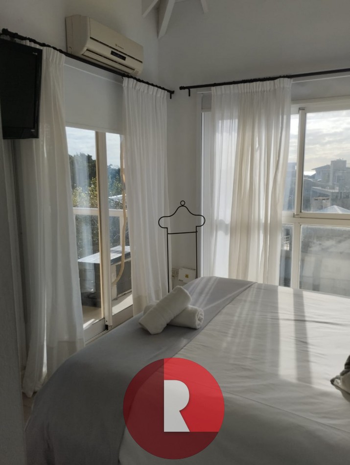 Departamento duplex en Carilo - Vista franca al Mar (c)