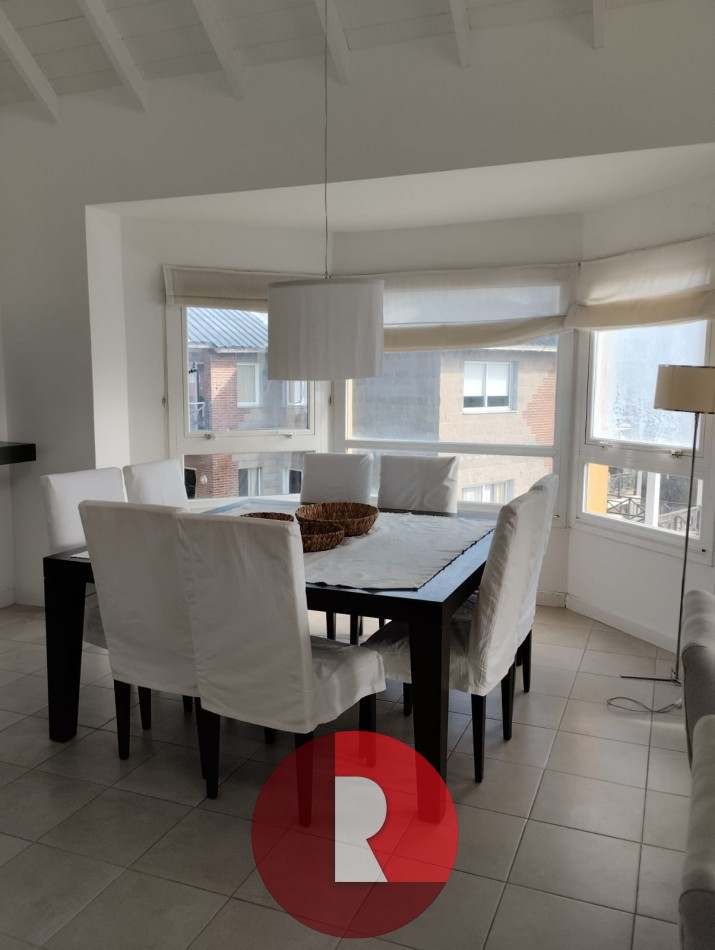 Departamento duplex en Carilo - Vista franca al Mar (c)