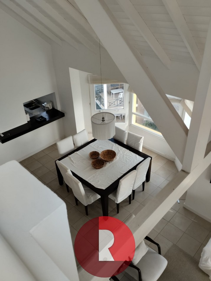 Departamento duplex en Carilo - Vista franca al Mar (c)