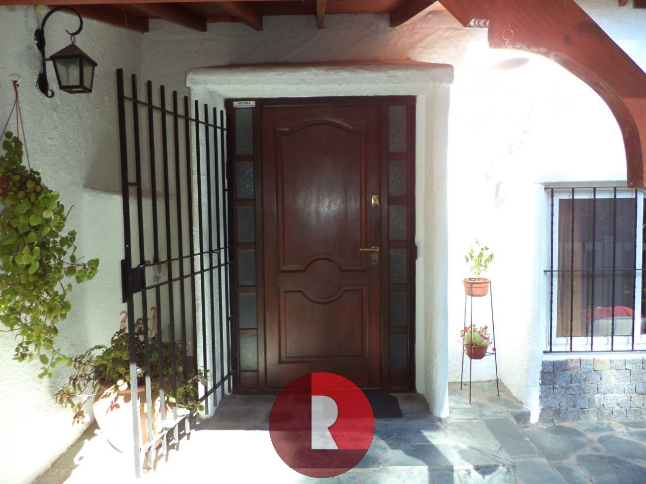 CASA DE UNA PLANTA EN CARILO
