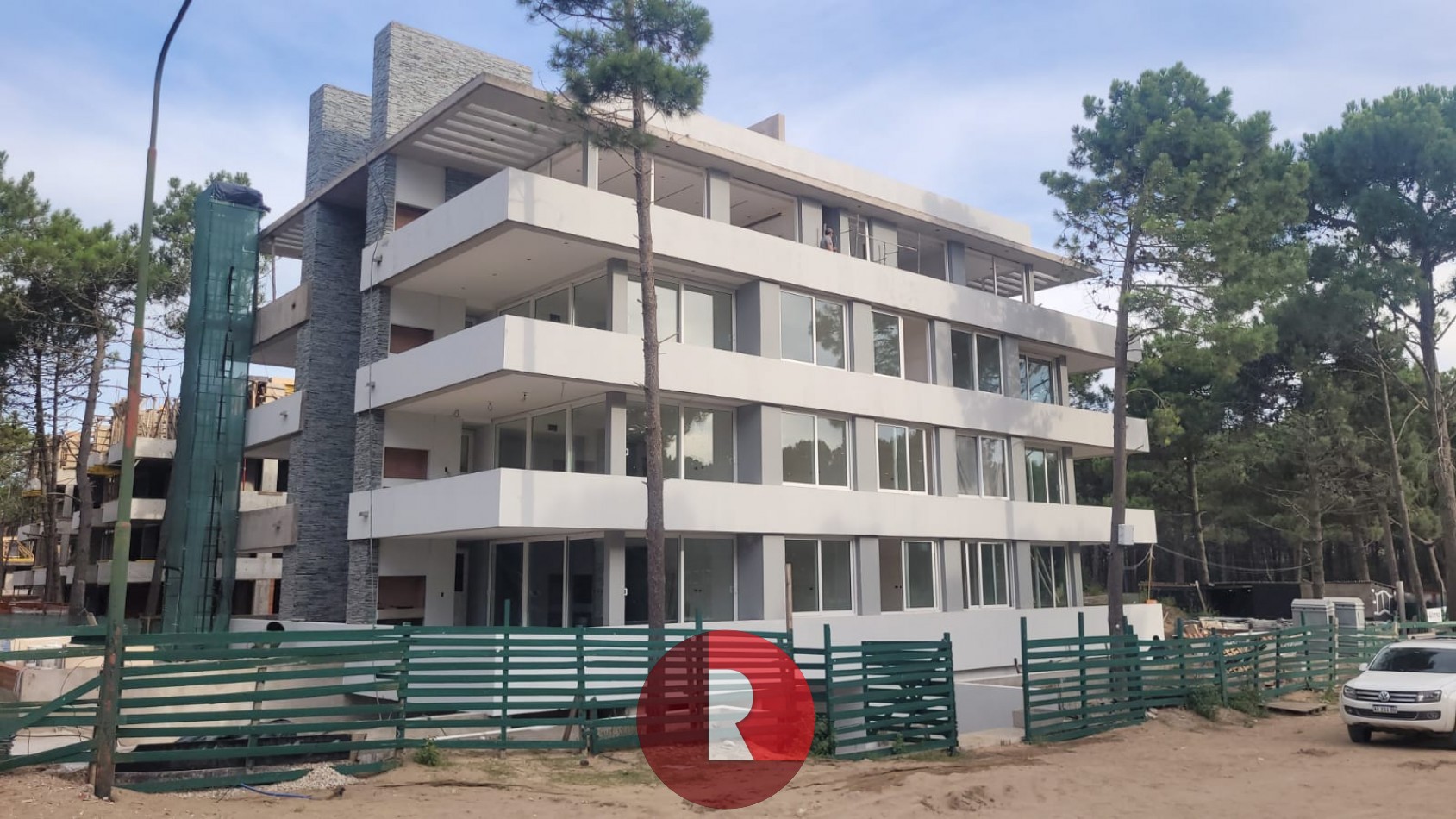 Unidad a estrenar 2 ambientes (2D) en GROVE PINAMAR NORTE