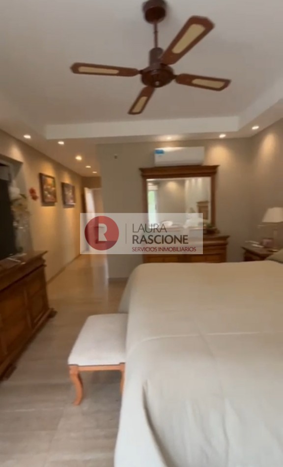 Hermosa casa con vista al lago, en Barrio cerrado La Herradura