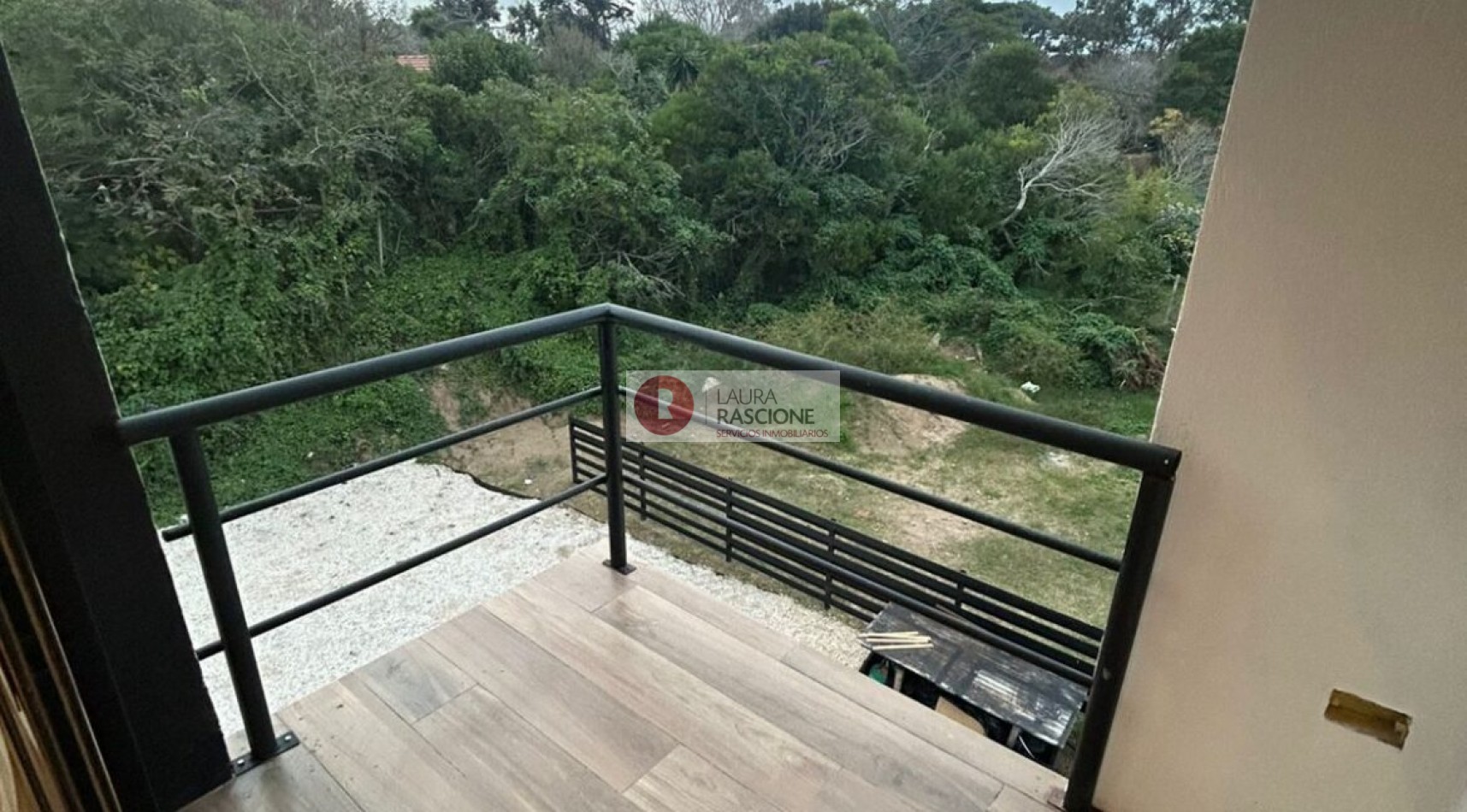 DEPARTAMENTO A ESTRENAR A MTS DEL BALNEARIO LA PERGOLA (C)