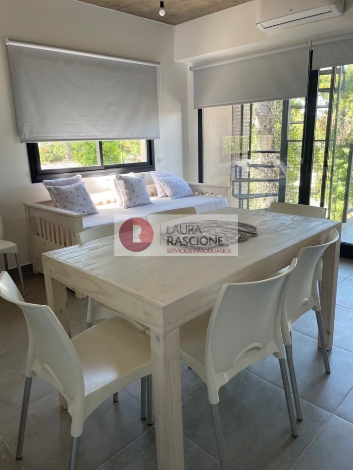 Departamento de 2 ambientes con Terraza, Jacuzzi y Cochera Propia