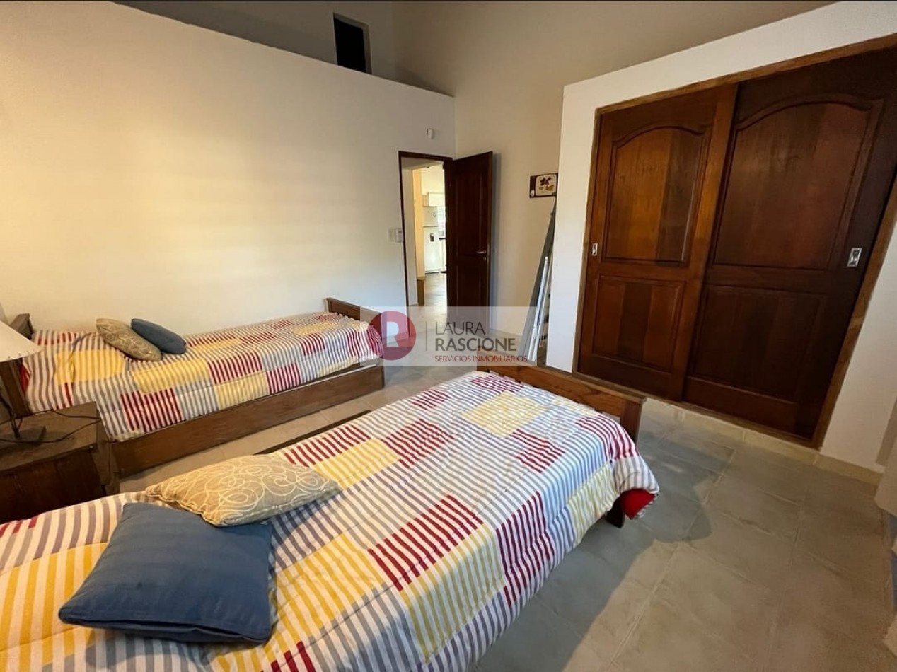CASA DE 4 AMBIENTES EN EL PINAR DE VALERIA