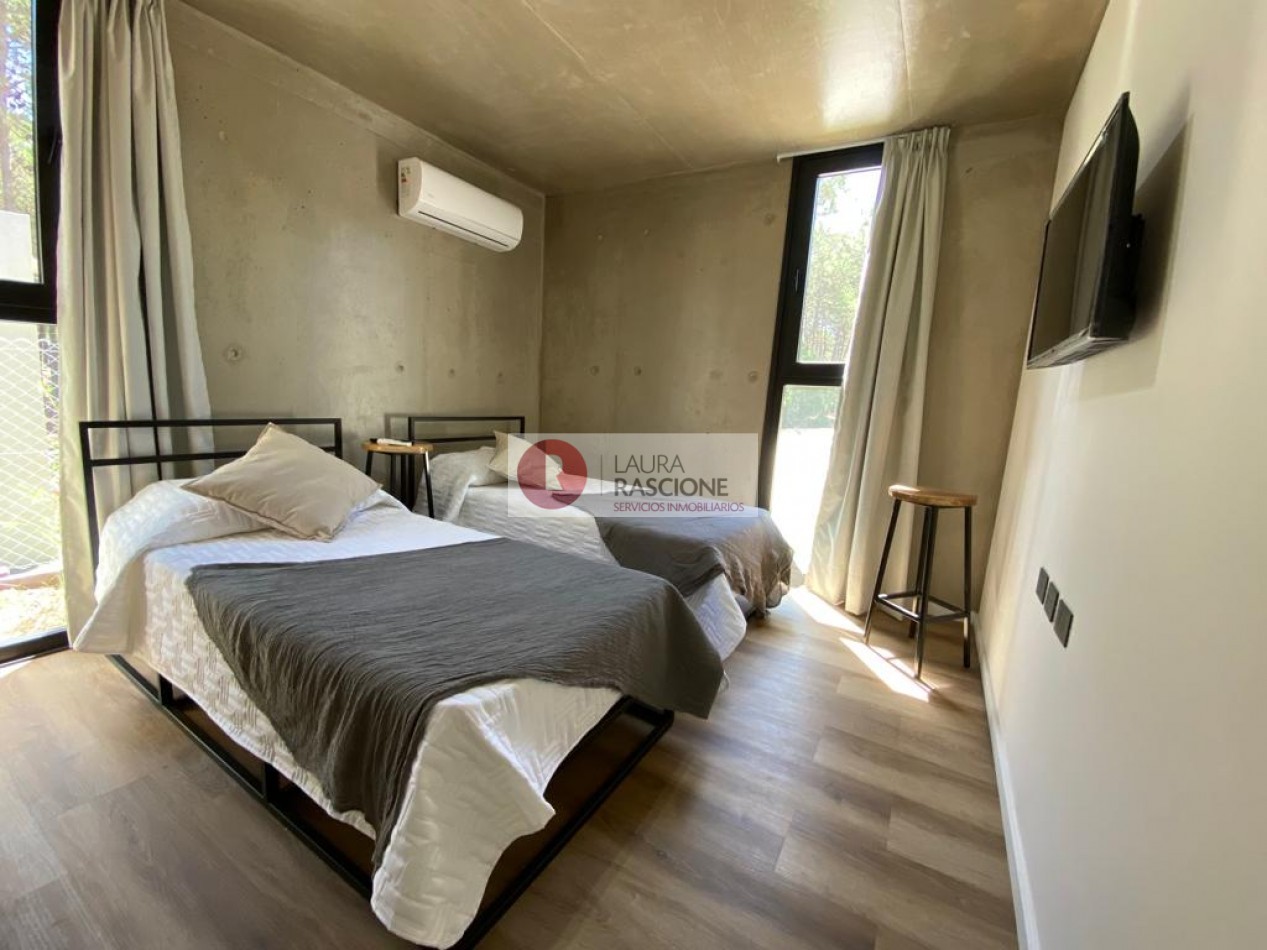 Venta de Casa en Pinamar Norte - Barrio Berlin Woods. C