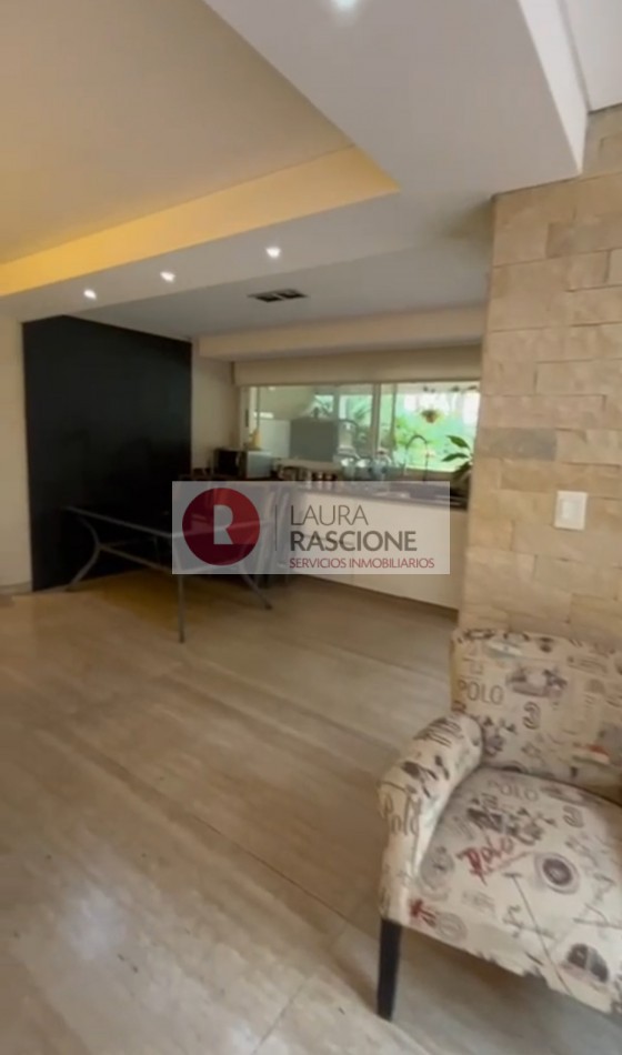 Hermosa casa con vista al lago, en Barrio cerrado La Herradura