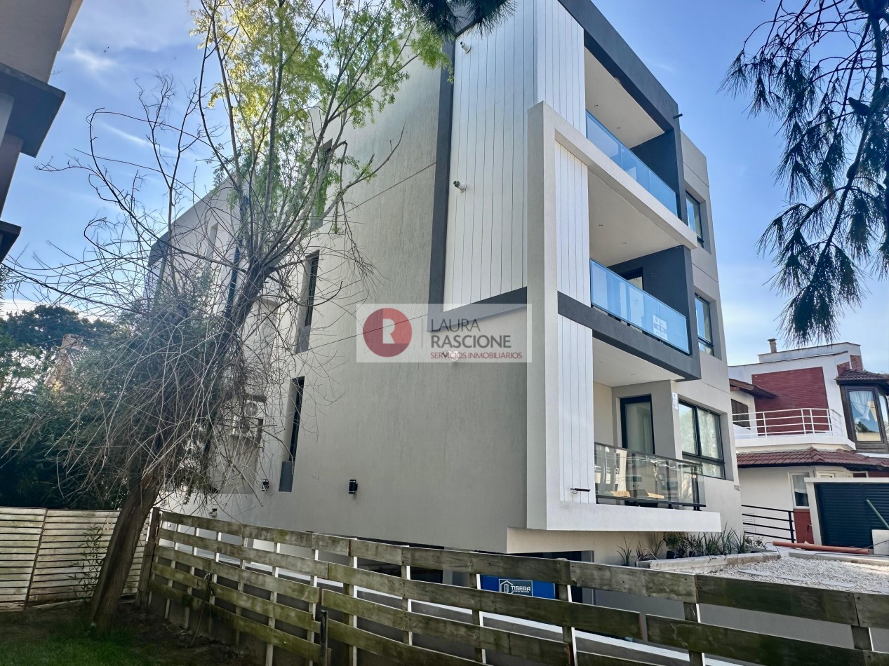 Venta Departamento de 3 ambientes a Estrenar en zona Duplex-Pinamar