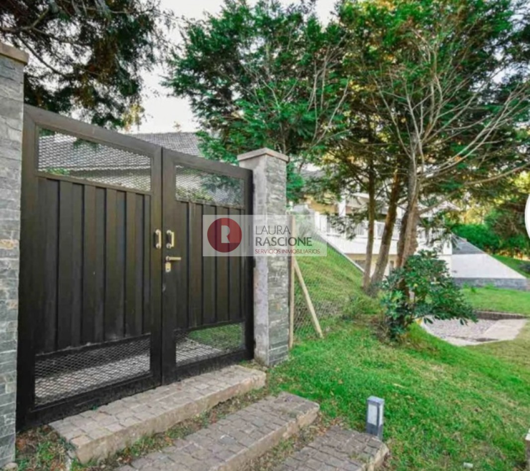 Casa en Venta en Carilo
