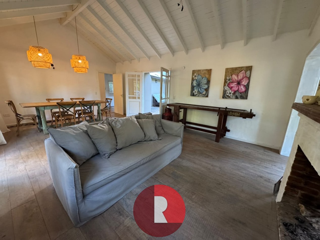 CASA 4 AMBIENTES PINAMAR NORTE