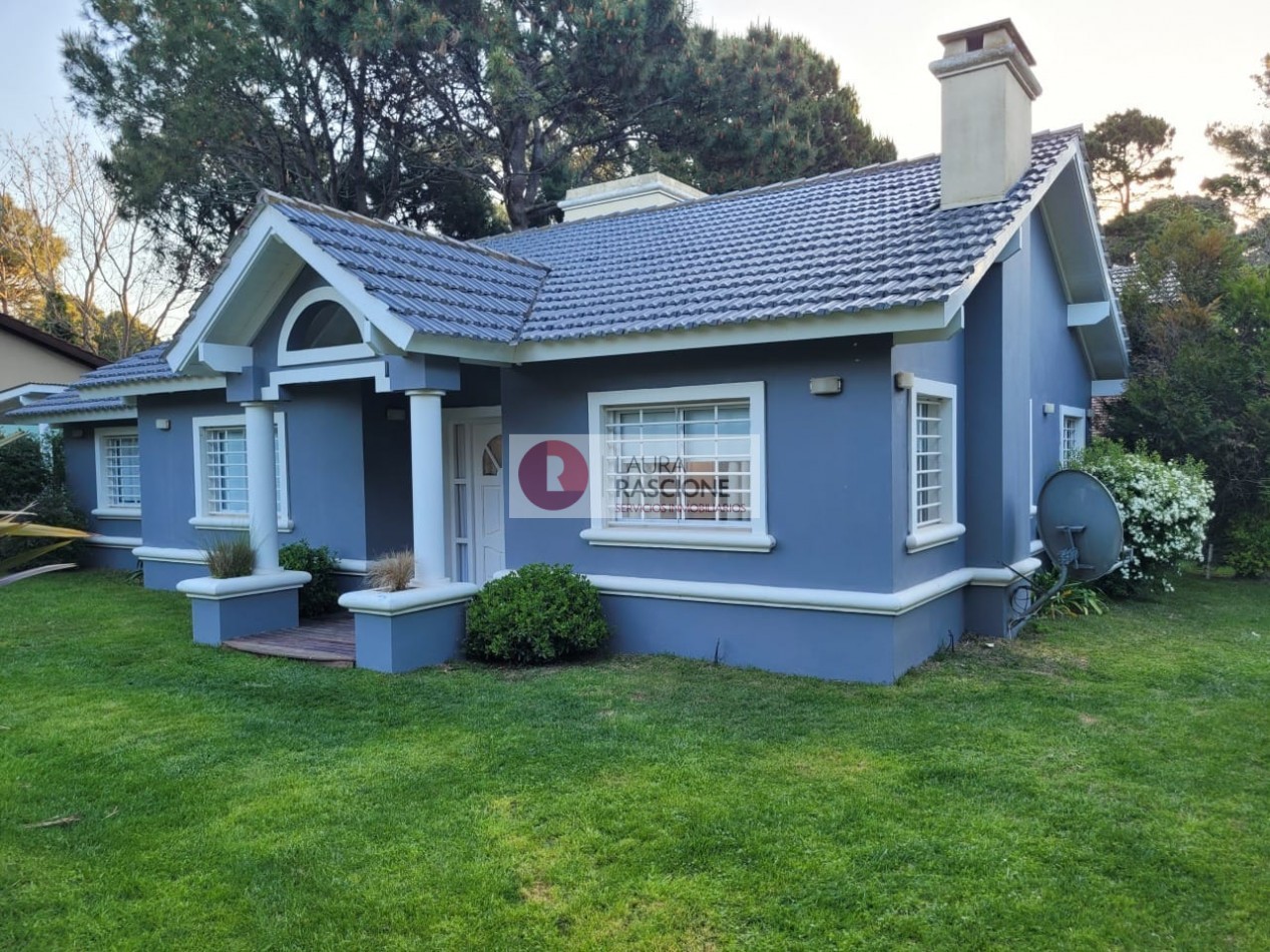 CASA DE 4 AMBIENTES EN EL PINAR DE VALERIA