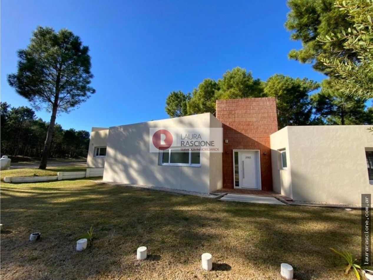 HERMOSA CASA EN PINAMAR