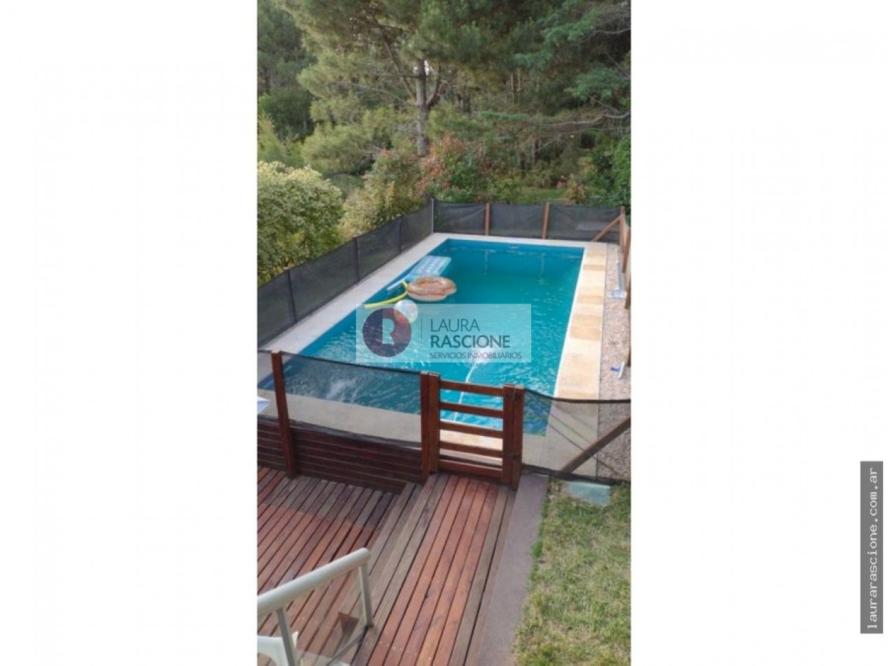 VENTA DE CASA CERCA DEL MAR CON PISCINA (C)