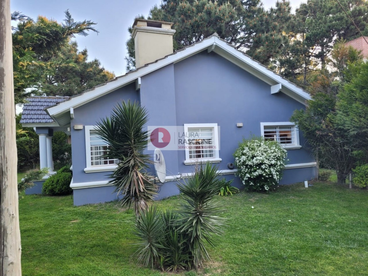 CASA DE 4 AMBIENTES EN EL PINAR DE VALERIA