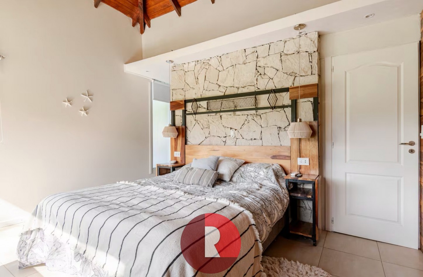 CASA EN CARILO VISTA AL GOLF