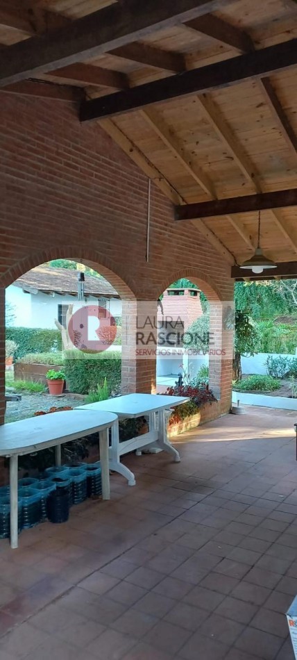 venta Casa 5 ambientes con departamento independiente en Valeria del Mar   - Ideal para vivir y generar renta