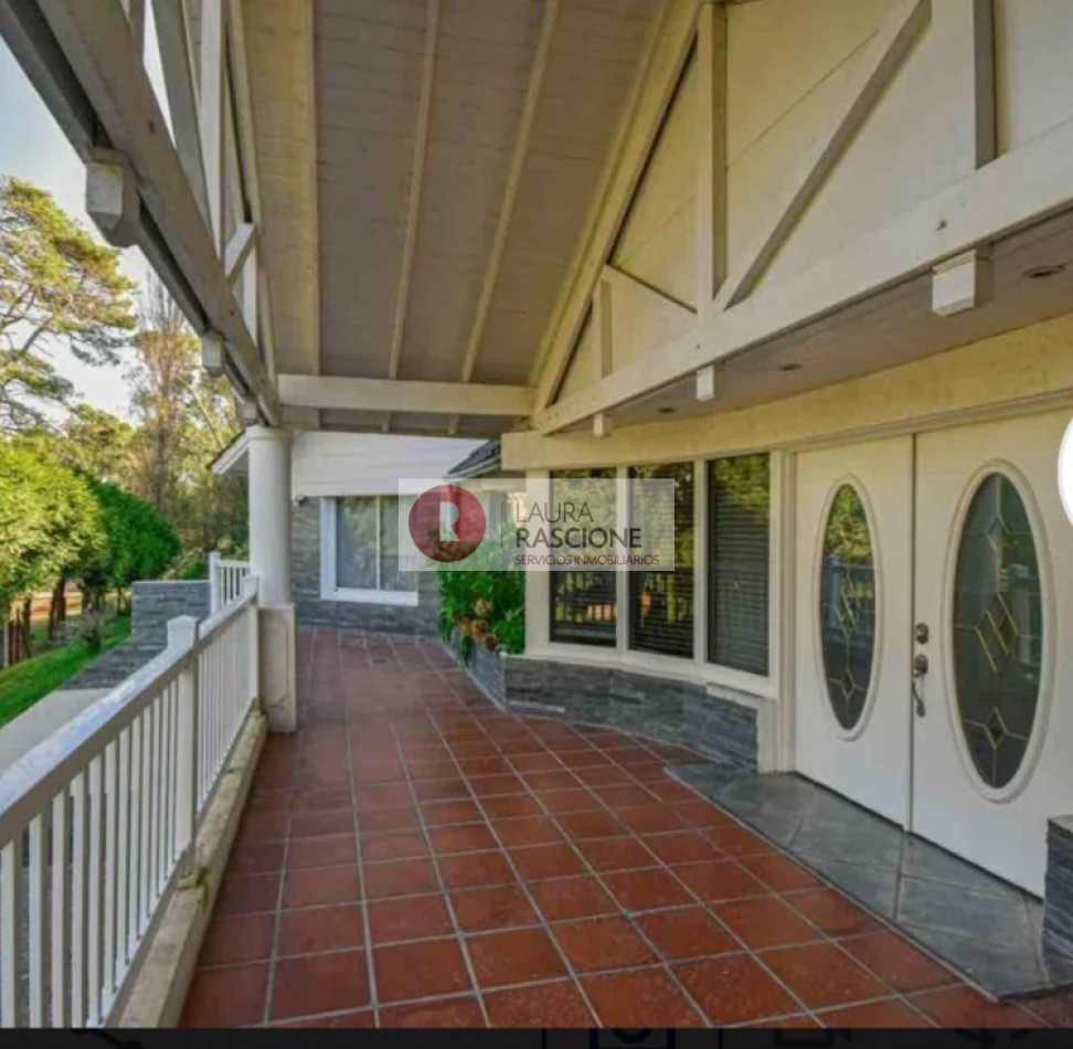 Casa en Venta en Carilo