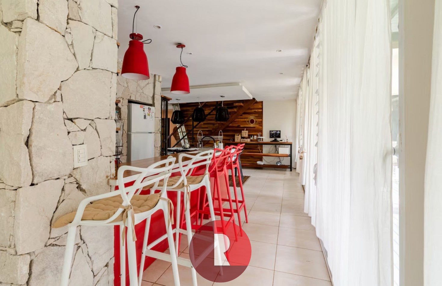 CASA EN CARILO VISTA AL GOLF