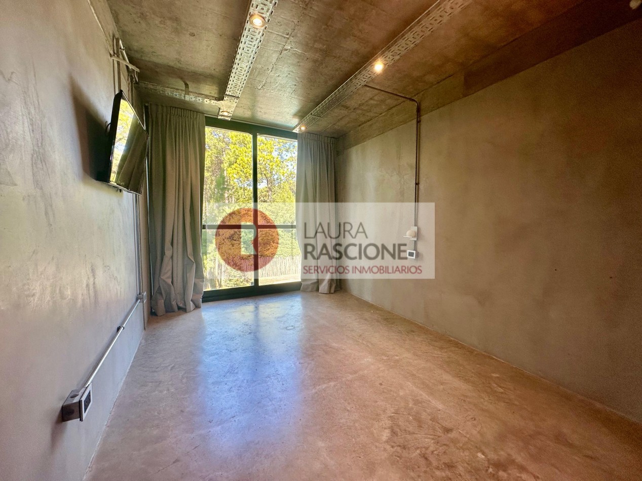 Venta de Casa 4 ambientes con piscina Barrio Nayades, Pinamar