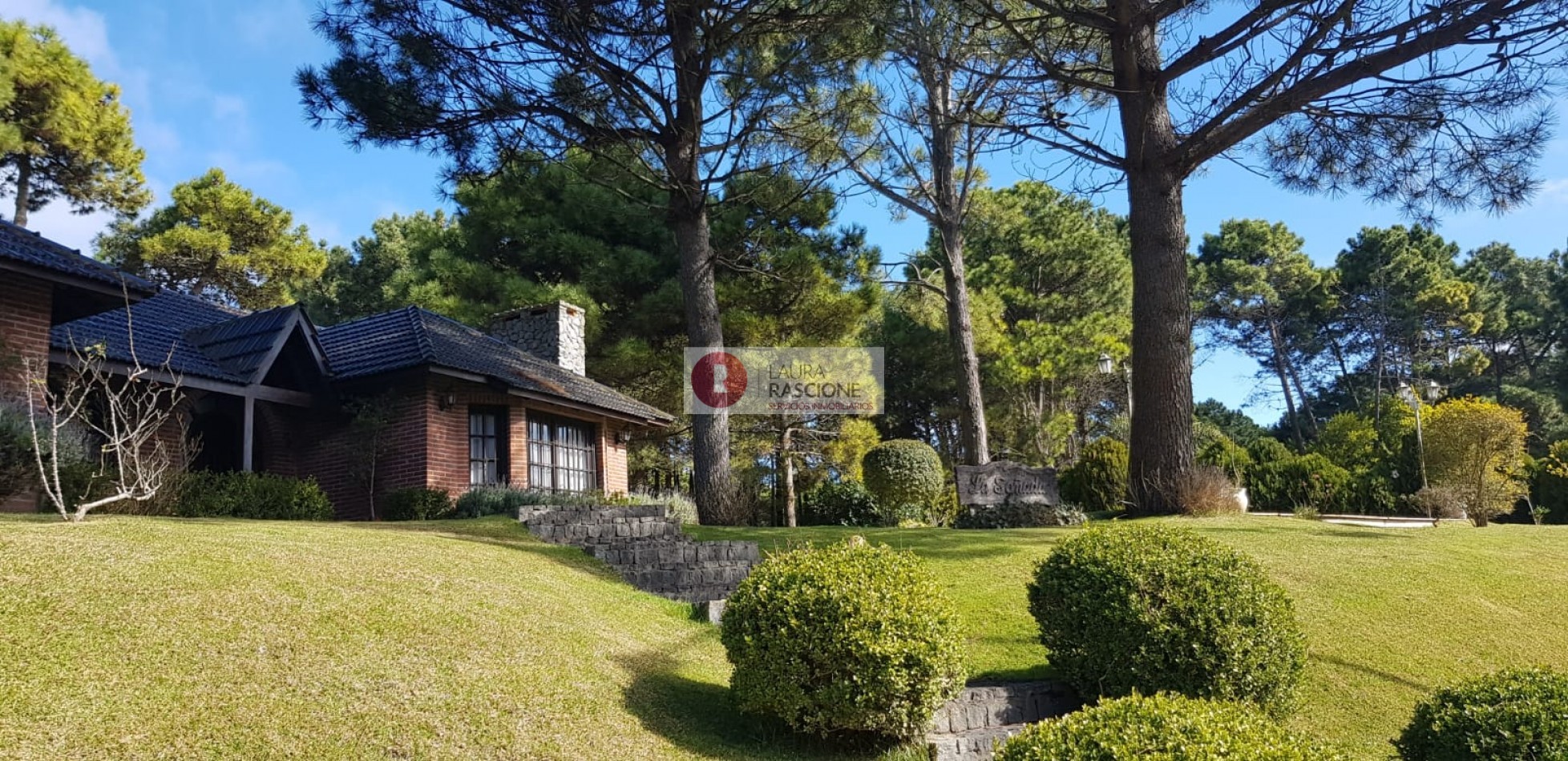 CASA "LA SOÑADA" EN BARRIO TRIDENTE - PINAMAR