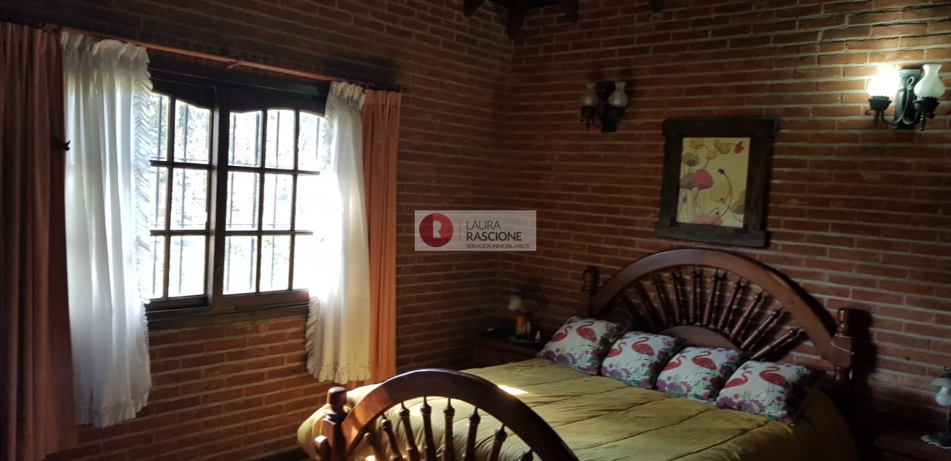 CASA "LA SOÑADA" EN BARRIO TRIDENTE - PINAMAR