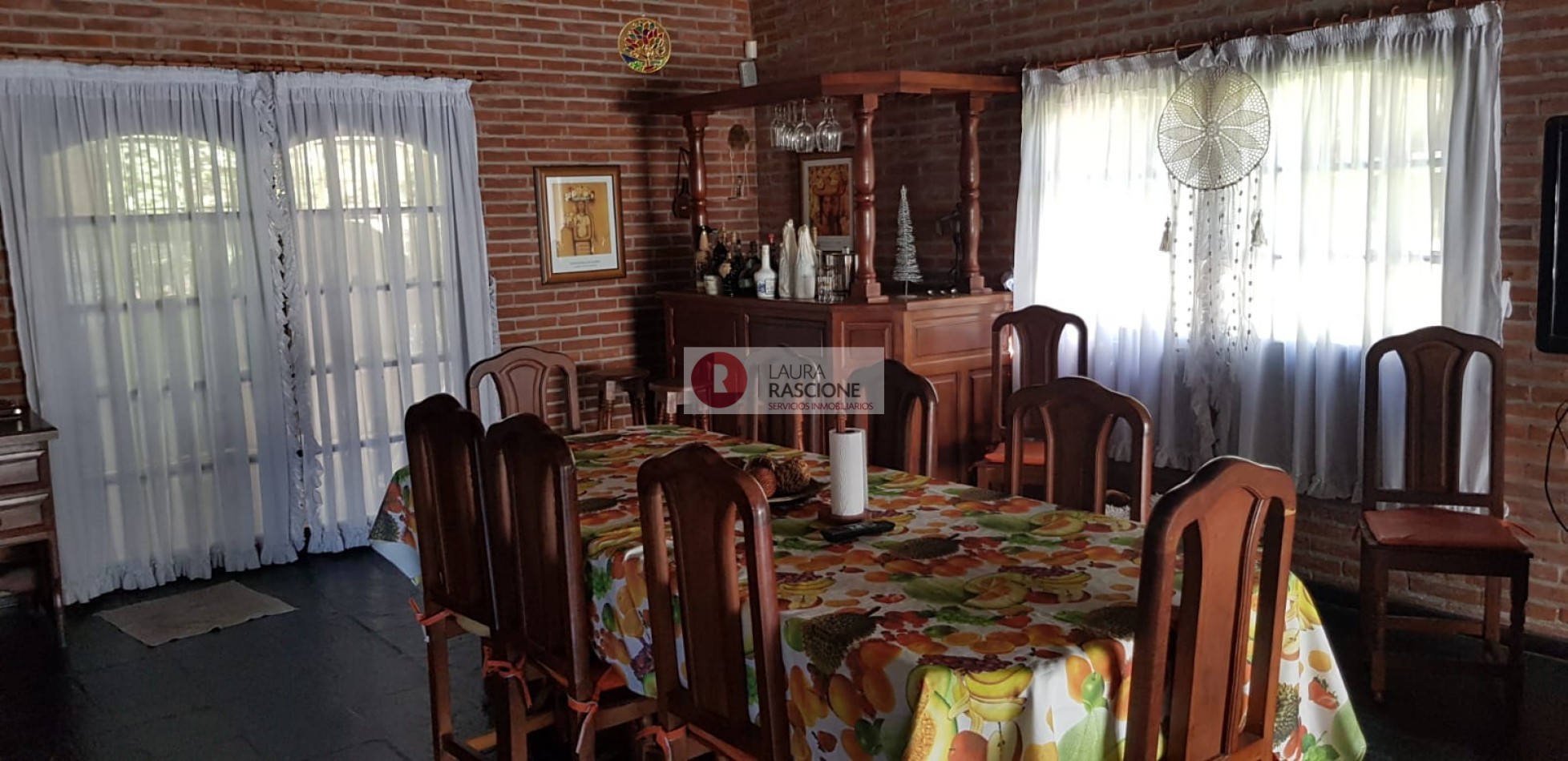 CASA "LA SOÑADA" EN BARRIO TRIDENTE - PINAMAR