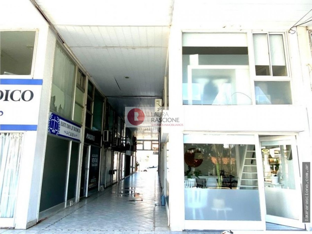 LOCAL COMERCIAL en centro pinamar