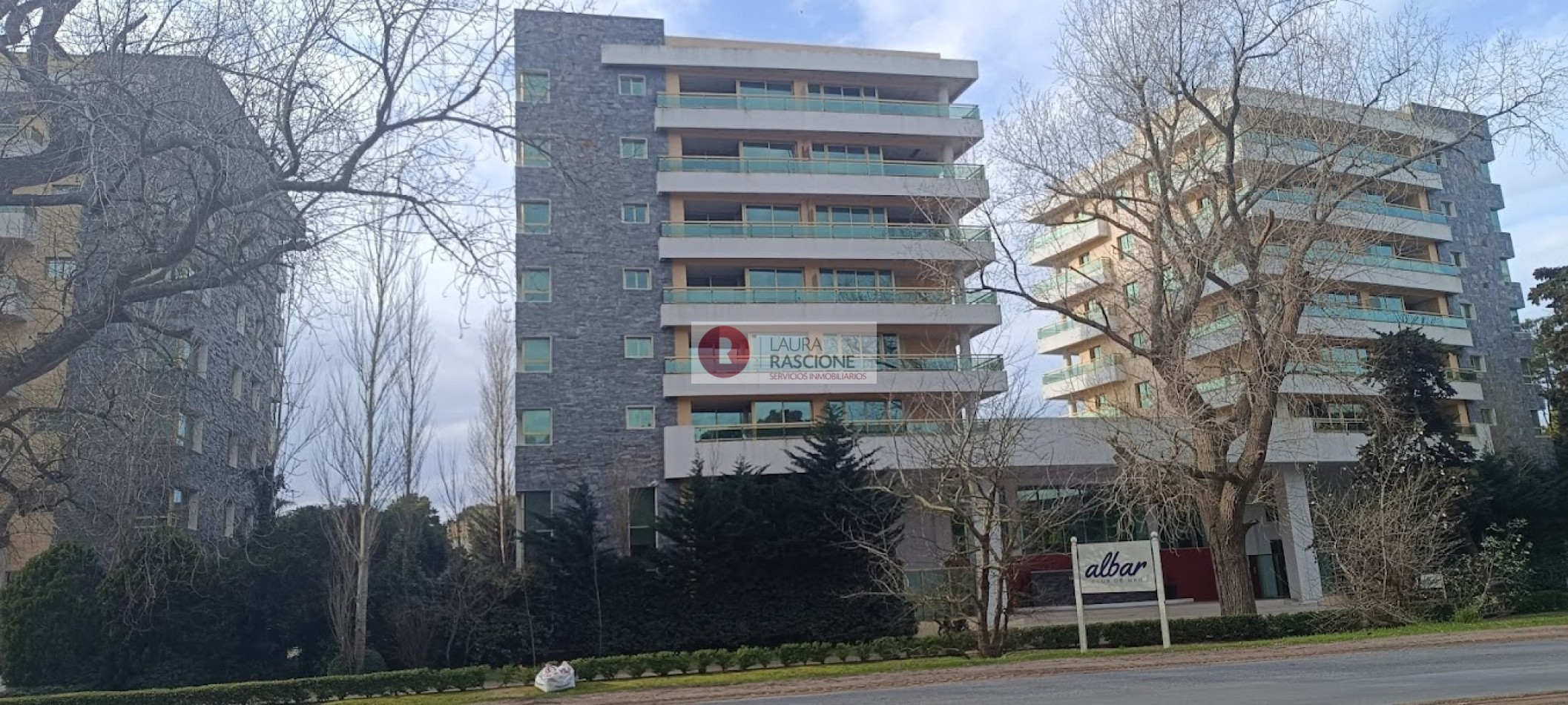 DEPARTAMENTO EN PINAMAR - EDIFICIO BUILDING 