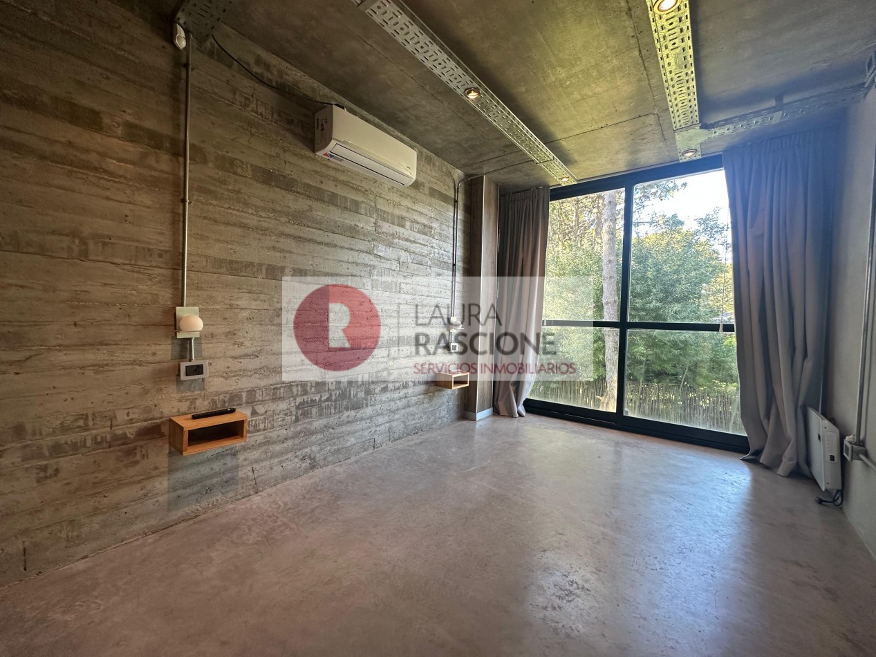 Venta de Casa 4 ambientes con piscina Barrio Nayades, Pinamar