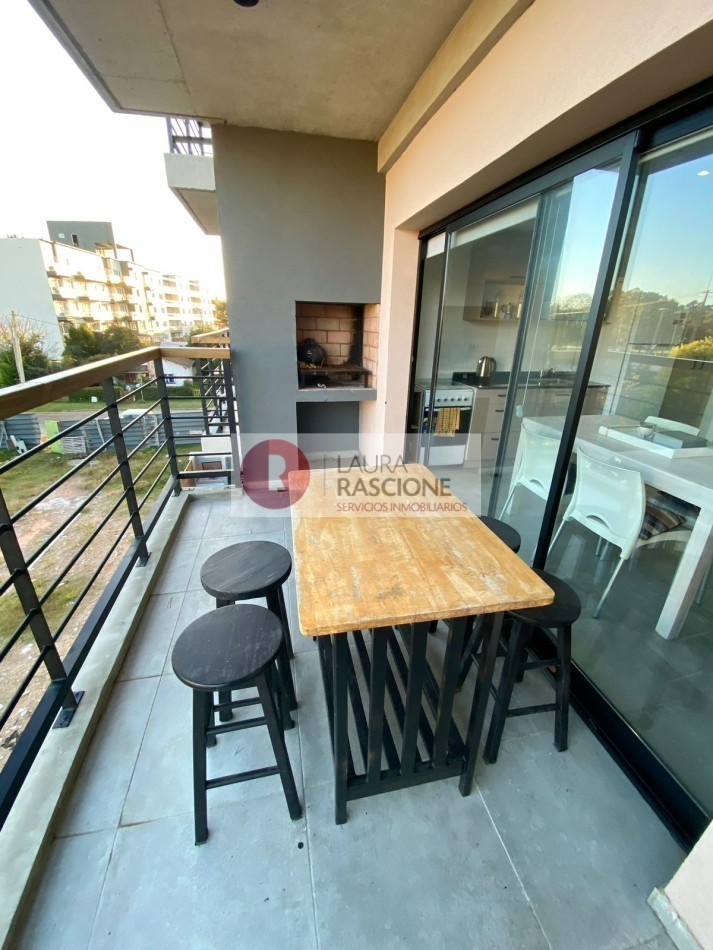 Departamento 2 Ambientes con Balcon Parrilla y Cochera en Pinamar