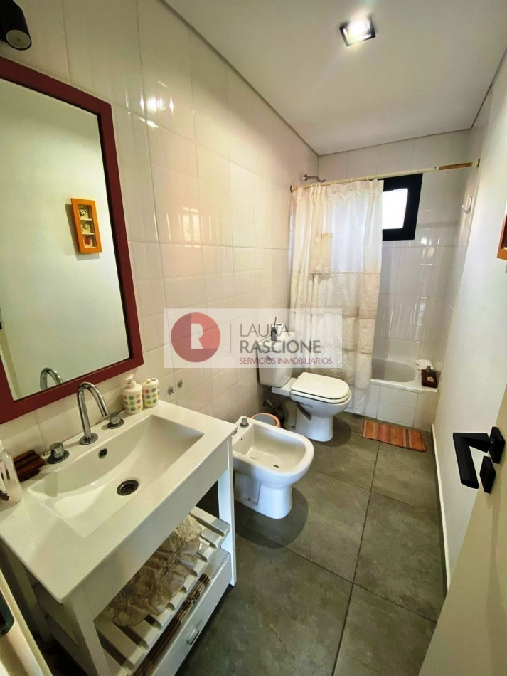 Departamento 2 Ambientes con Balcon Parrilla y Cochera en Pinamar