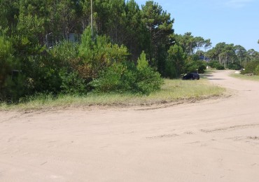 Lote en Alamos, en esquina