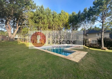 Casa con pileta en La Herradura | Ideal para vivir y disfrutar en familia